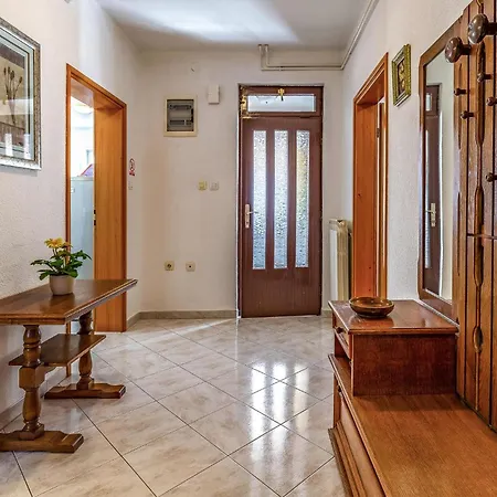 Apartment Beautiful In Labin With Wifi